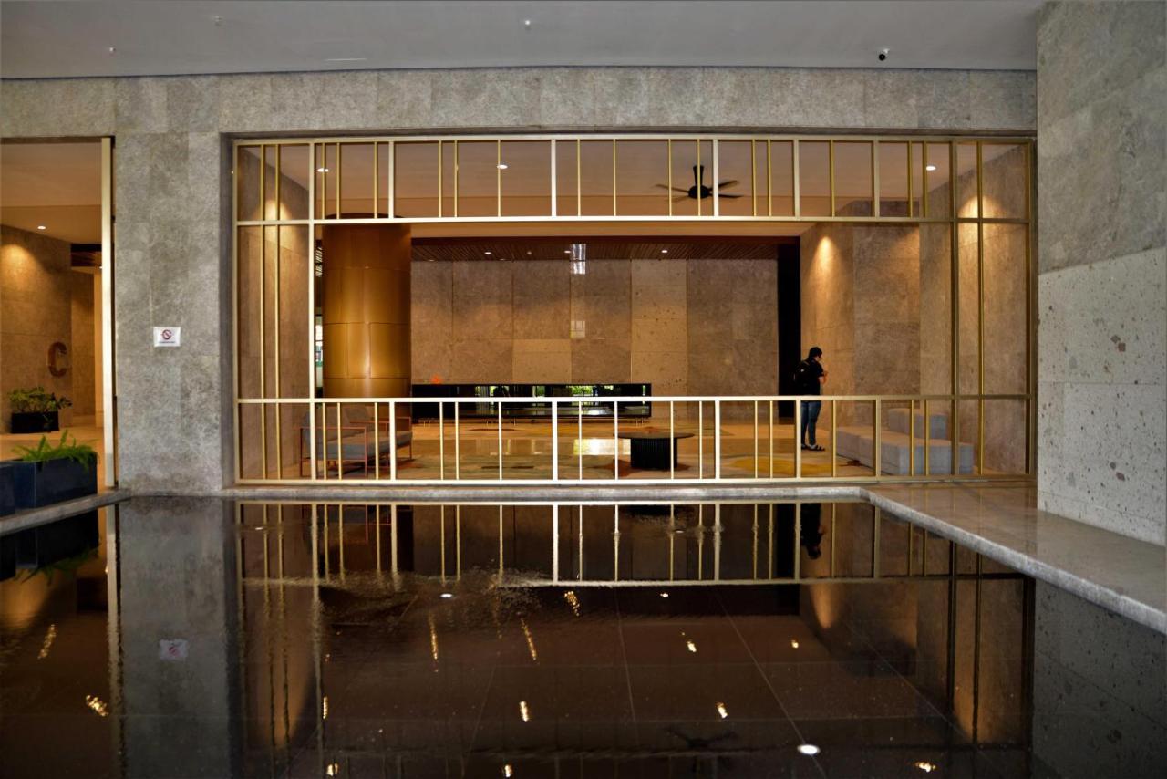 Suasana Kewingston Platz *